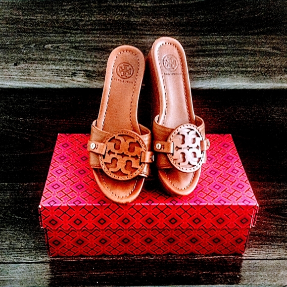 Tory Burch Shoes - AUTHENTIC TORY BURCH WEDGE SANDALS SIZE 6